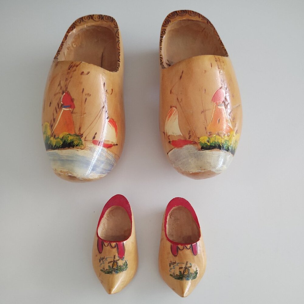 WOOD DUTCH CLOG SHOE SET HOLLAND HAND CARVED HAND PAINTED